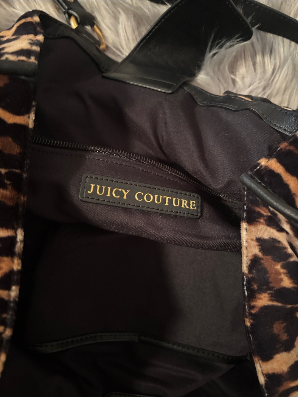 Juicy Couture Y2K Leopard Print purse with Black Trim - Picture 6 of 9